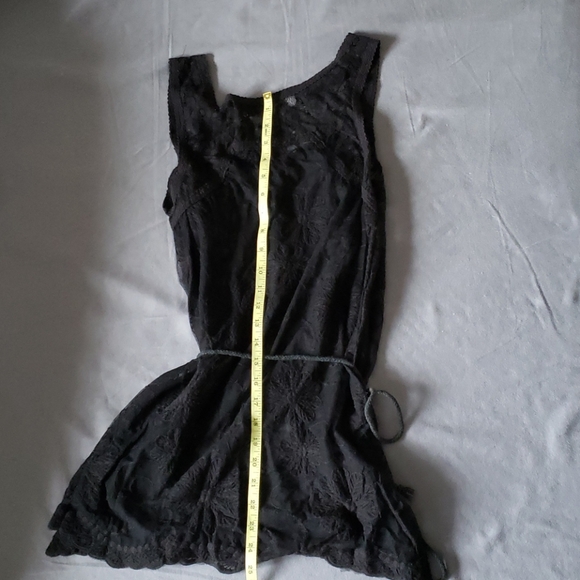 2/20 Floral Lace Tank Top - Picture 5 of 5